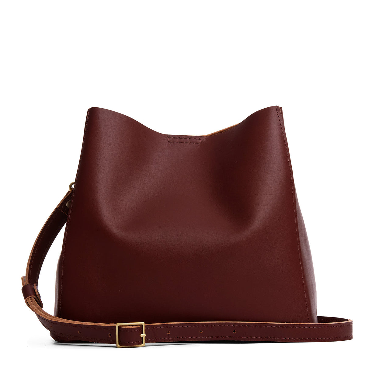Cognac | Symmetrical bucket bag with latch closure and removable crossbody strap
