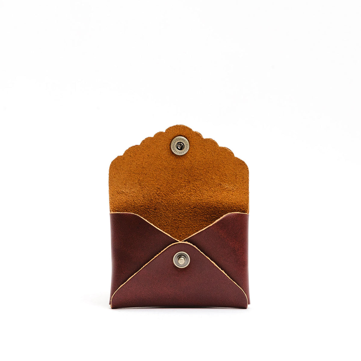 Cognac | Small leather wallet with scalloped edge open
