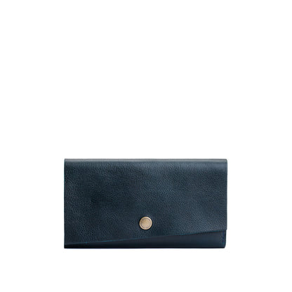 Boreal | Leather wallet with snap closure