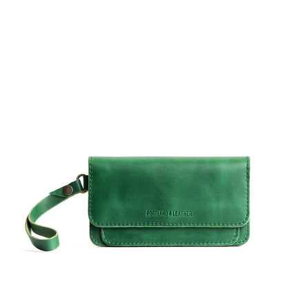 Cowboy Mint | Leather wallet clutch with wristlet and magnetic closure