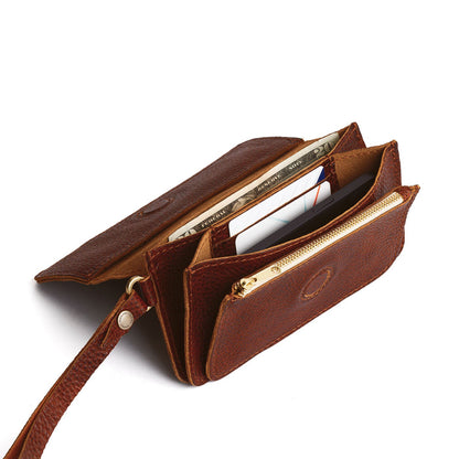 Nutmeg | Leather wallet clutch with wristlet and magnetic closure