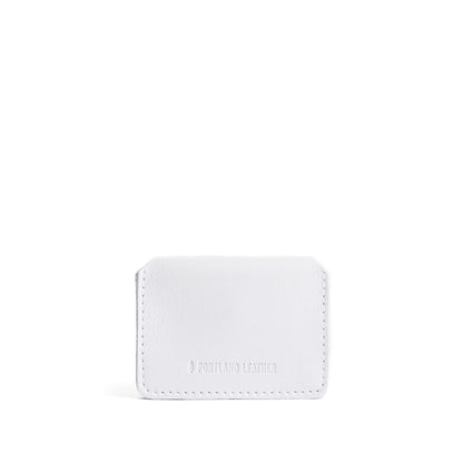 Pearl | Small leather wallet with snap closure