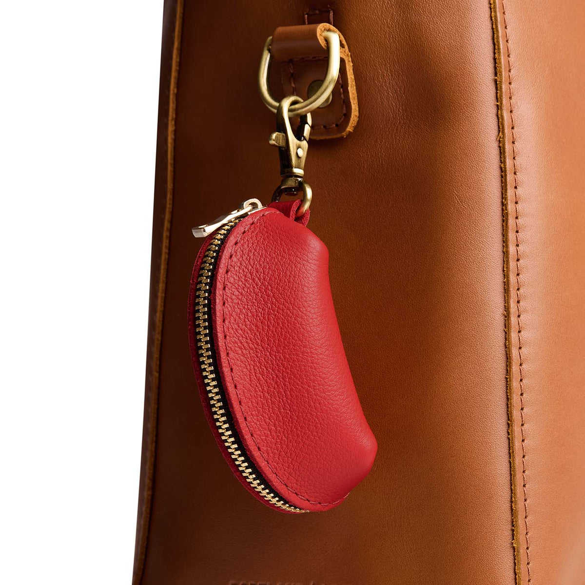 Poppy Red | Taco shaped leather pouch with zipper and swivel lobster clasp on bag